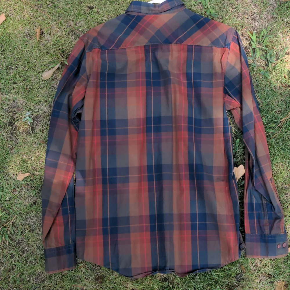 Men's medium autumn/brown rvca button up dress shirt with front pocket - Picture 2 of 3